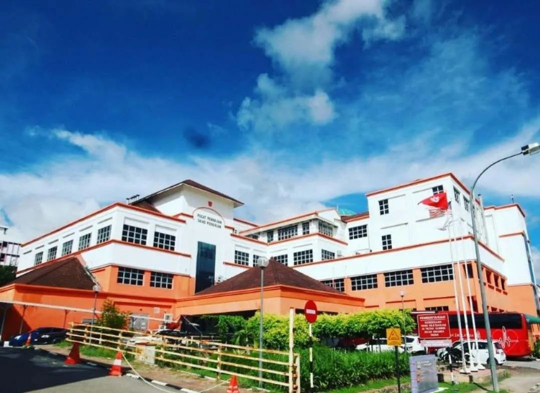 马来西亚理科大学的师资力量丰富多彩